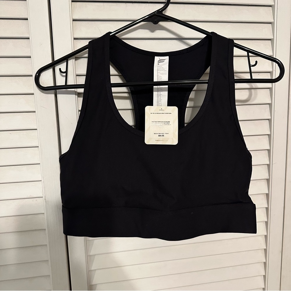 BRAND NEW Fabletics Sports Bra — size M